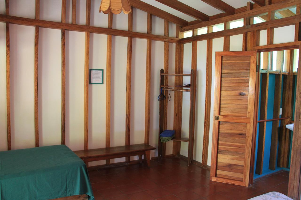 Cabinas Sol Y Mar Zancudo 外观 照片