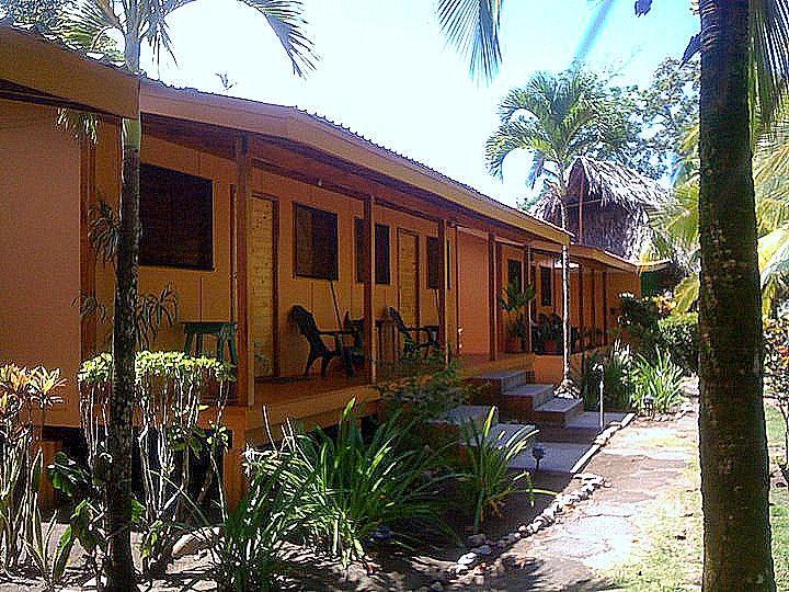 Cabinas Sol Y Mar Zancudo 外观 照片